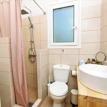 Terranova - Jasmine Ýpsos